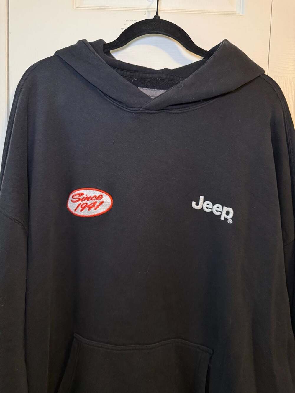 Abercrombie & Fitch Jeep Hoodie Size XL Black Embroidered Graphic Pullover